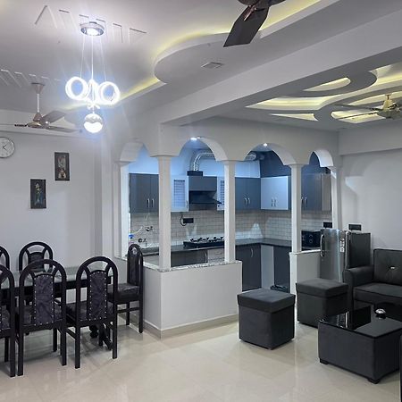 J K Apartment Аллахабад Экстерьер фото